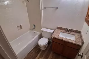 404 Benjamin Ln, Arlington, TX 76002 - Photo 10