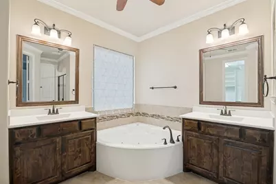 10002 Edgeway Circle, Rowlett, TX 75089 - Photo 18