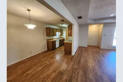 6702 S Creek Drive, Fort Worth, TX 76133 - Photo 4