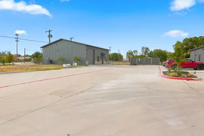 108 E 6th Street, Justin, TX 76247 - Photo 26