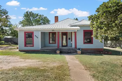 506 E Main Street, Hamilton, TX 76531 - Photo 1
