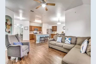 1434 Meadow Creek Drive, Princeton, TX 75407 - Photo 8