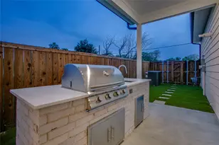 2313 S Vernon Ave, Dallas, TX 75224 - Photo 36