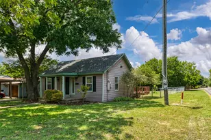 8823 San Benito Way, Dallas, TX 75218 - Photo 4