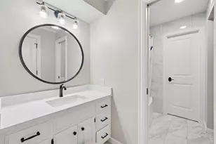 6030 Club Oaks Dr, Dallas, TX 75248 - Photo 26