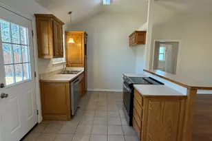 1231 W Hyman St, Stephenville, TX 76401 - Photo 6