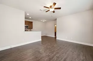 3217 Karen St, Fort Worth, TX 76116 - Photo 4