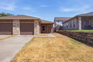 3217 Karen St, Fort Worth, TX 76116 - Photo 2