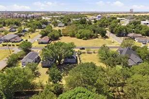 210 E Main St, Celina, TX 75009 - Photo 4