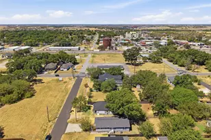 210 E Main St, Celina, TX 75009 - Photo 8