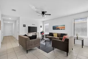 2209 Ava Dr, Ennis, TX 75119 - Photo 2