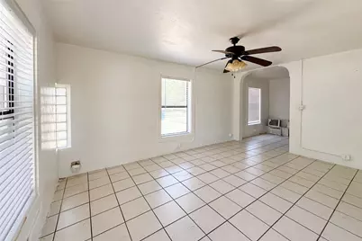 911 Alice Street, Trinidad, TX 75163 - Photo 4