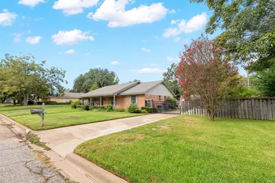 925 Bradley Drive, Athens, TX 75751 - Photo 2