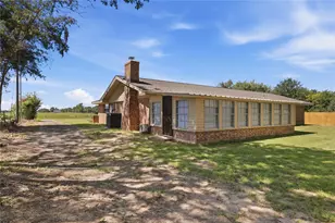1329 Co Rd 3357, Saltillo, TX 75478 - Photo 24