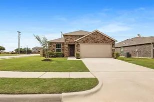 1914 Waggoner Dr, Aubrey, TX 76227 - Photo 2