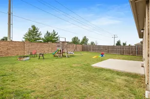 1914 Waggoner Dr, Aubrey, TX 76227 - Photo 24