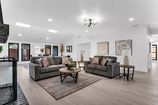 16801 Thomas Chapel Dr, Dallas, TX 75248 - Photo 14