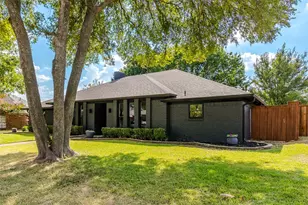 16801 Thomas Chapel Dr, Dallas, TX 75248 - Photo 2