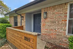 1109 W Redbud Dr, Hurst, TX 76053 - Photo 2