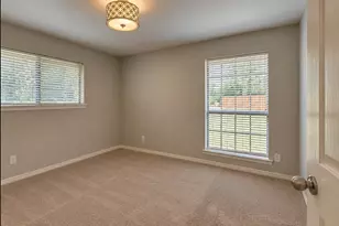 1405 Hattiesburg Ln, Garland, TX 75044 - Photo 18