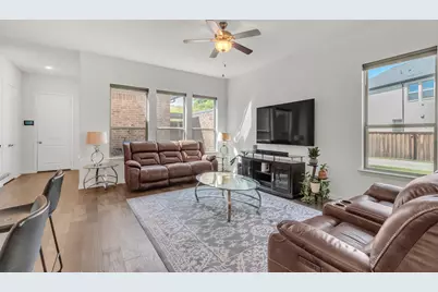 4524 Meadow Hawk Drive, Arlington, TX 76005 - Photo 12
