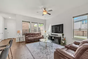 4524 Meadow Hawk Dr, Arlington, TX 76005 - Photo 12