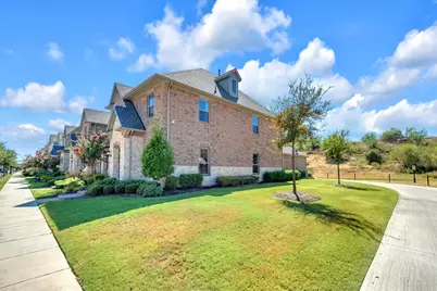 4524 Meadow Hawk Drive, Arlington, TX 76005 - Photo 2
