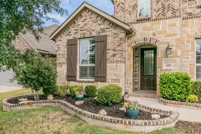 405 Marbrook Court, Fort Worth, TX 76131 - Photo 2