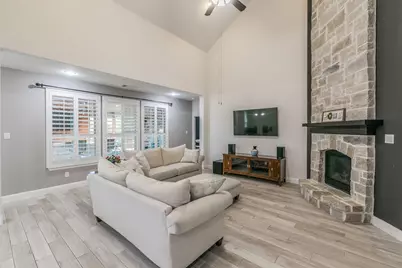 405 Marbrook Court, Fort Worth, TX 76131 - Photo 12