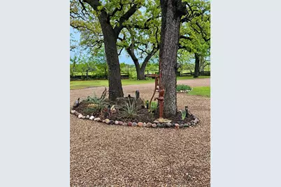 8475 Peden Road, Reno, TX 76020 - Photo 10