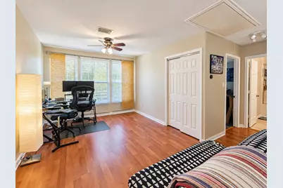 202 Browning Lane, Grand Prairie, TX 75052 - Photo 16