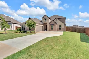 846 Deleon Dr, Midlothian, TX 76065 - Photo 2
