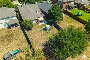 10437 Bradshaw Dr, Fort Worth, TX 76108 - Photo 6
