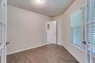 2946 Canyon Dr, Grapevine, TX 76051 - Photo 10