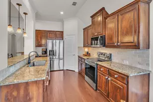 203 Cambridge St, Waxahachie, TX 75165 - Photo 24