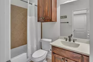 203 Cambridge St, Waxahachie, TX 75165 - Photo 6