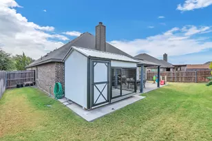 203 Cambridge St, Waxahachie, TX 75165 - Photo 30
