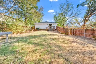 605 Martin Luther King St, Denison, TX 75020 - Photo 22