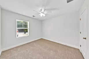 605 Martin Luther King St, Denison, TX 75020 - Photo 18