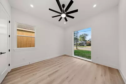 1727 Toronto Street, Dallas, TX 75212 - Photo 30