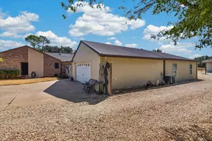 219 Willow Grove Rd, Woodway, TX 76712 - Photo 20