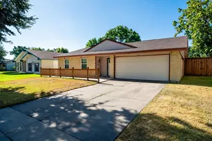 1522 Bosque Dr, Garland, TX 75040 - Photo 4