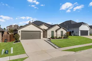 6924 Talon Bluff Dr, Fort Worth, TX 76179 - Photo 4