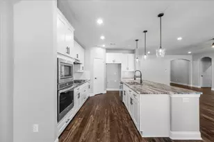 6924 Talon Bluff Dr, Fort Worth, TX 76179 - Photo 18