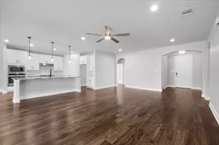 6924 Talon Bluff Dr, Fort Worth, TX 76179 - Photo 10