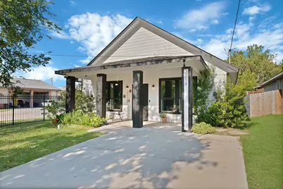 2214 Gordon Street, Greenville, TX 75401 - Photo 2