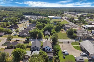 2214 Gordon St, Greenville, TX 75401 - Photo 6