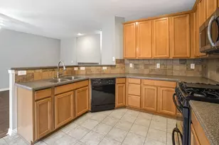 1441 Fox Run Dr, Irving, TX 75063 - Photo 12