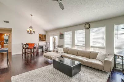 1307 Oriental Avenue, Arlington, TX 76011 - Photo 8