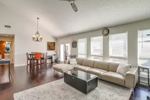 1307 Oriental Ave, Arlington, TX 76011 - Photo 8